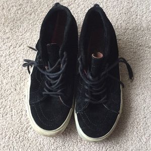 Black suede Vans size 8 1/2